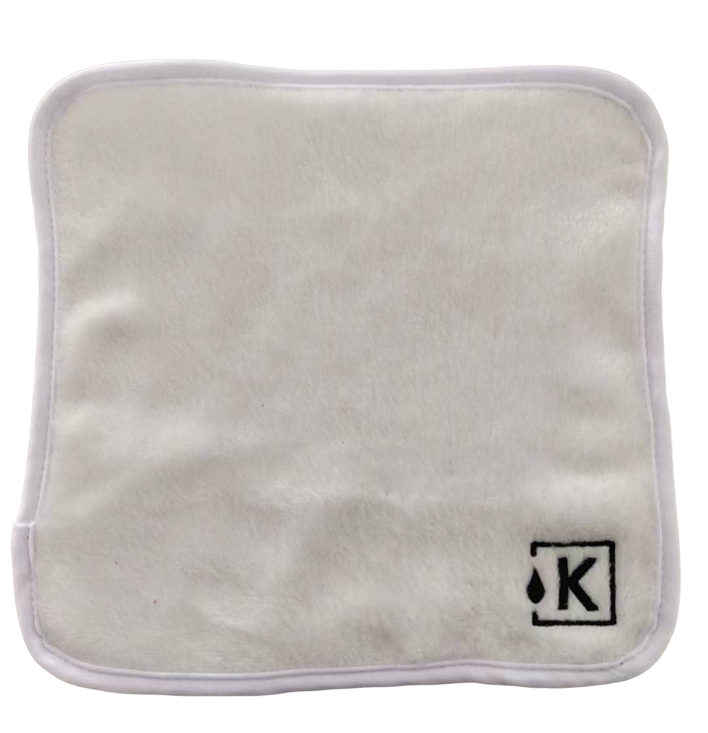 Cleansing towel